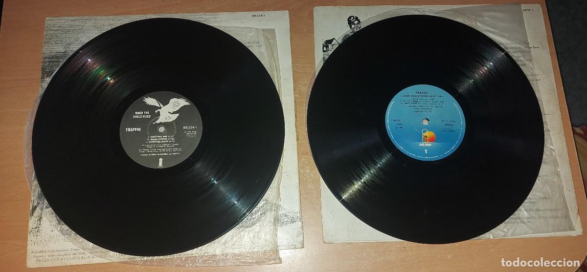 Discos de vinilo: 2 LP TRAFFIC WHEN THE EAGLE FLIES + JOHN BARLEYCORN ESPA&Ntilde;A - Foto 3