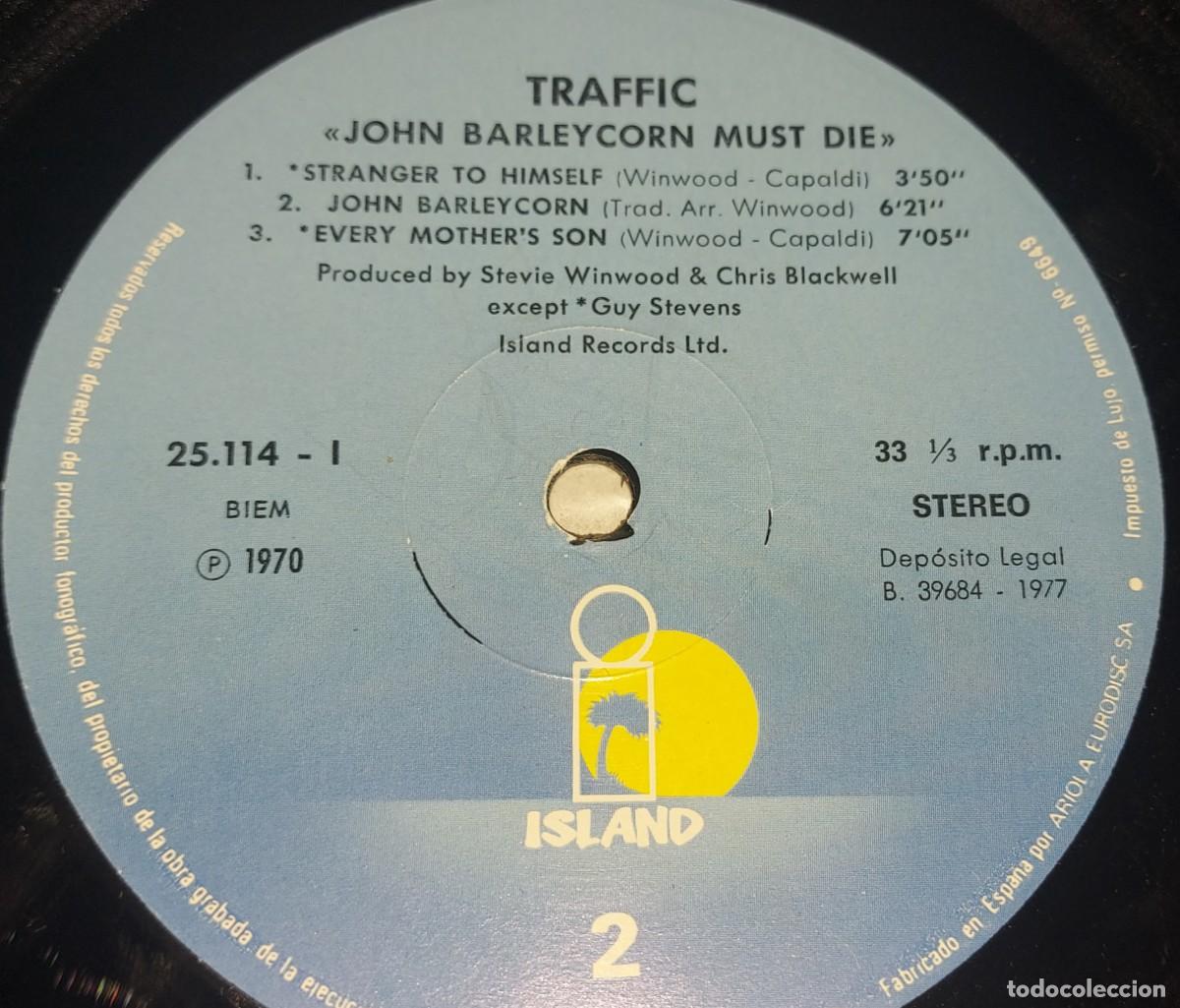 Discos de vinilo: 2 LP TRAFFIC WHEN THE EAGLE FLIES + JOHN BARLEYCORN ESPA&Ntilde;A - Foto 4