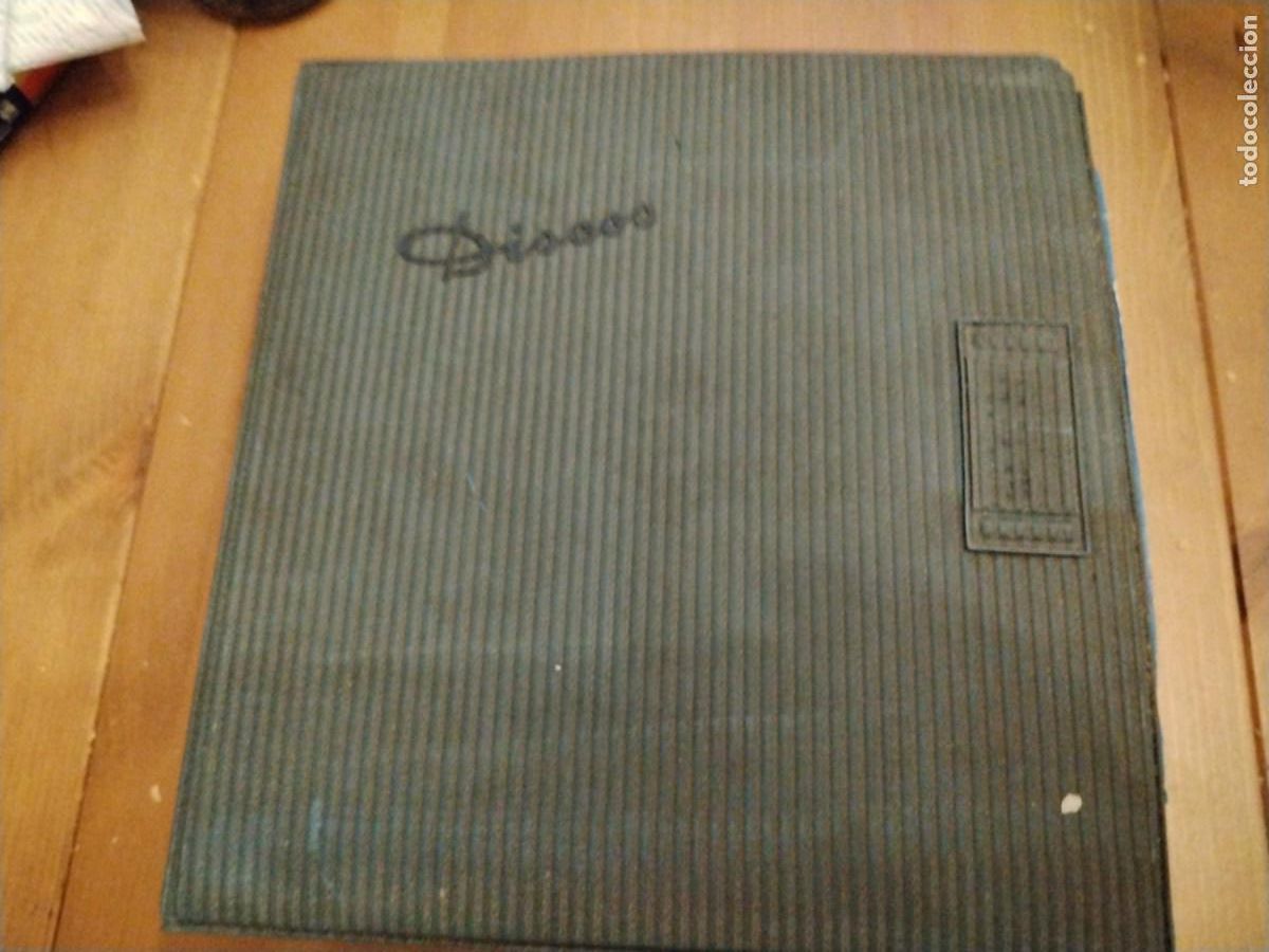 Vinyl records: Lote 24 singles varios con estuche