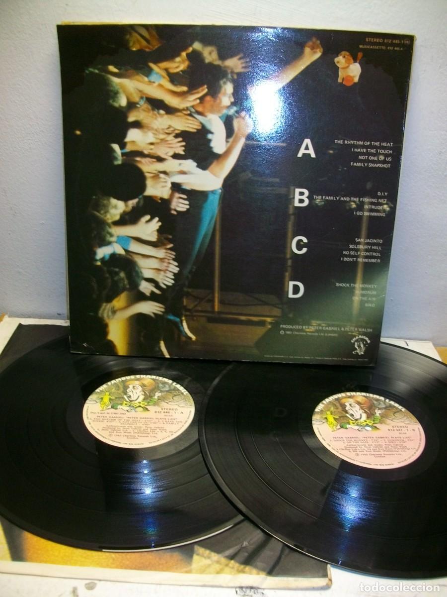 Discos de vinilo: Peter Gabriel &ndash; Plays Live 2 x LP 1983 - Foto 2