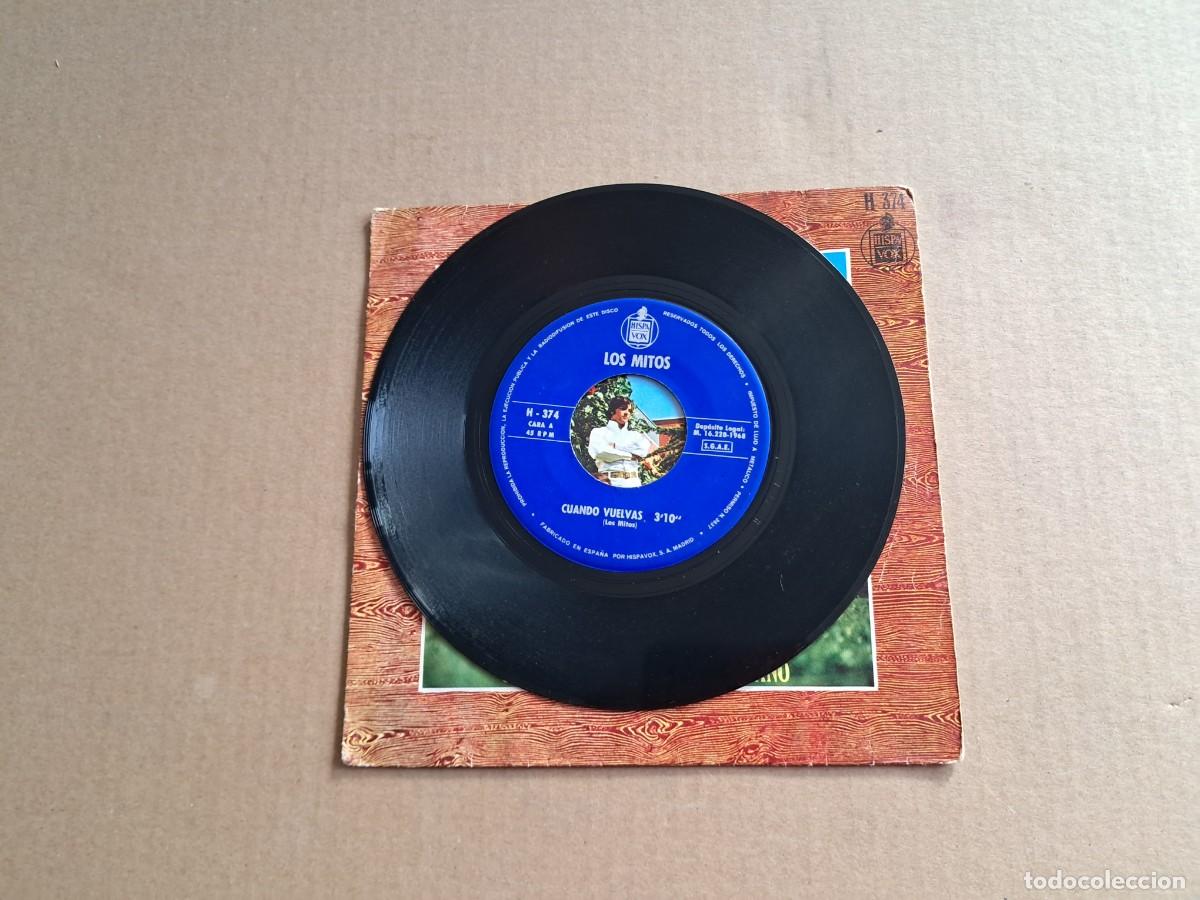 Discos de vinilo: LOS MITOS - CUANDO VUELVAS SINGLE 1968 - Foto 2