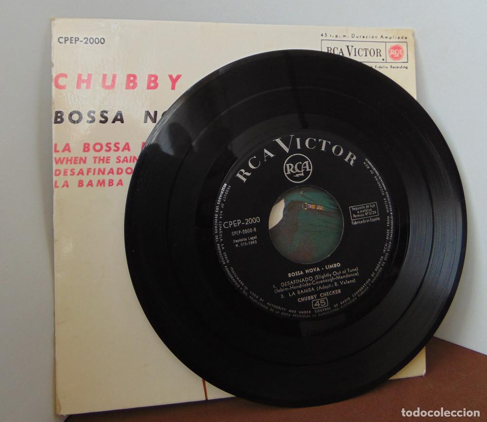 Discos de vinilo: CHUBBY CHECKER - BOSSA NOVA / LIMBO - EP RCA 1963 - Foto 3