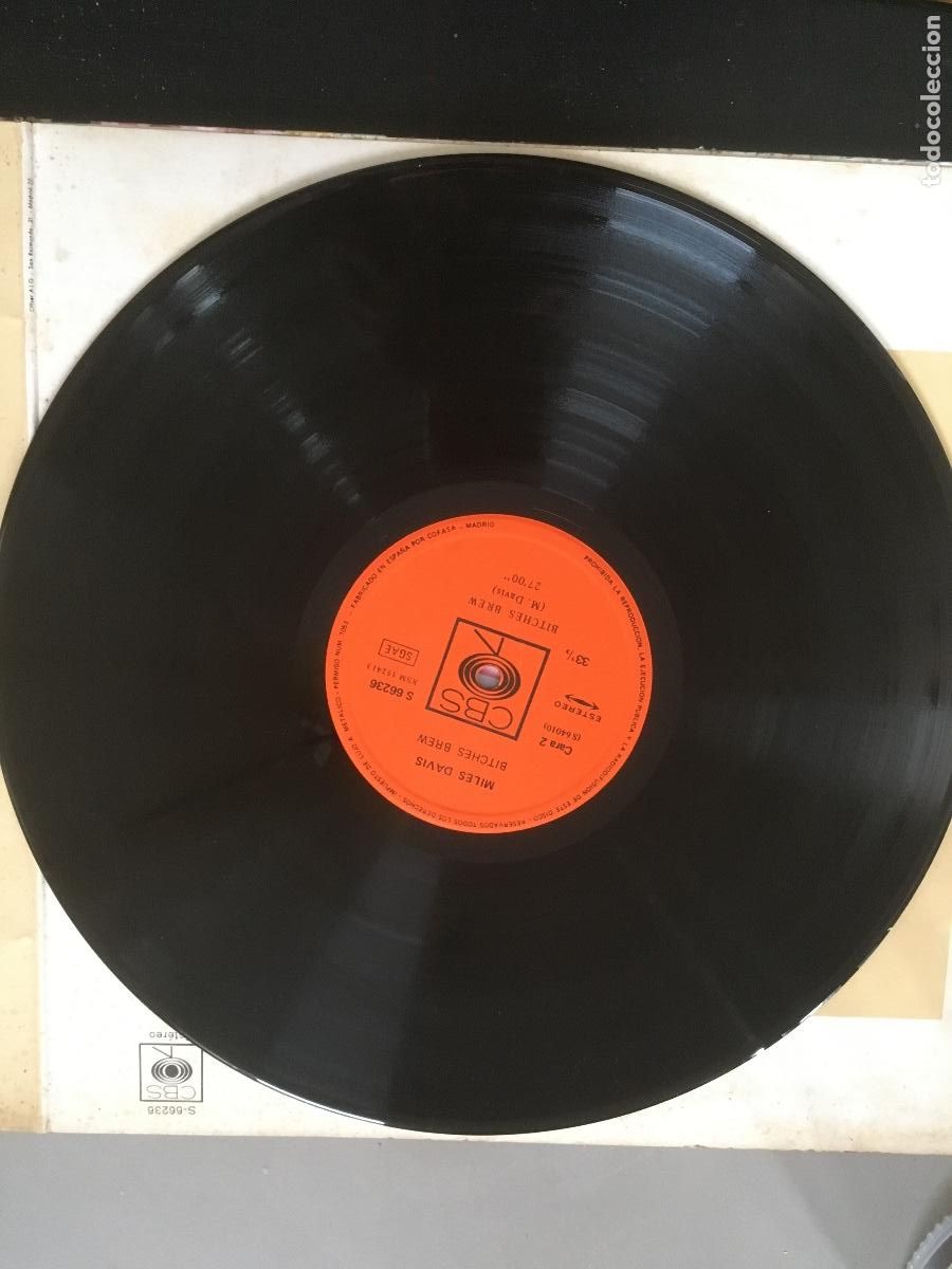 Discos de vinilo: MILES DAVIS BITCHES BREW -Album doble- - Foto 3