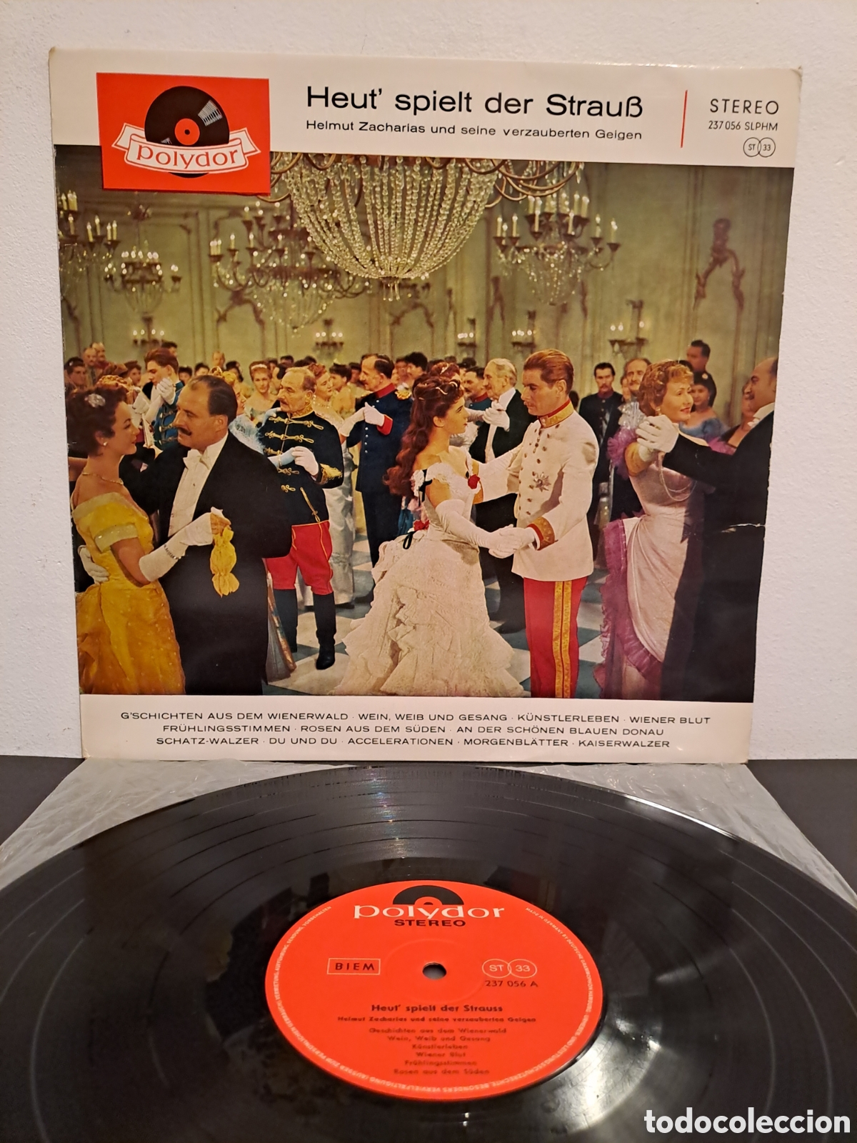 Discos de vinilo: Helmut Zacharias Und Seine Verzauberten Geigen&nbsp;&lrm;&ndash;&nbsp;Heut' Spielt Der Strau&szlig; Sello: International B.3