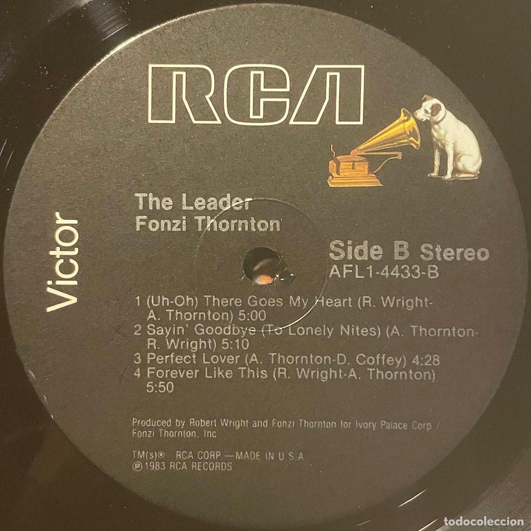 Discos de vinilo: FONZI THORNTON / THE LEADER / LP RCA 1983 / US - Foto 4