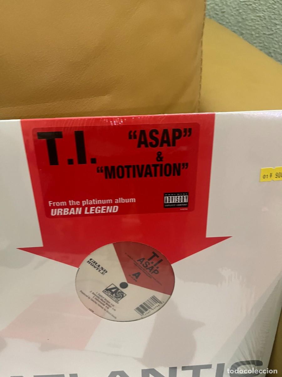 Discos de vinilo: pack x3 T.I. maxis rap - Foto 3