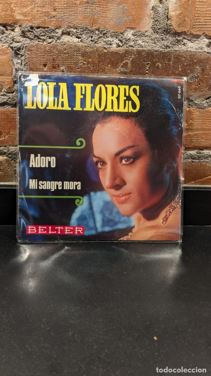 Discos de vinilo: Single Lola Flores Adoro Belter - Foto 1