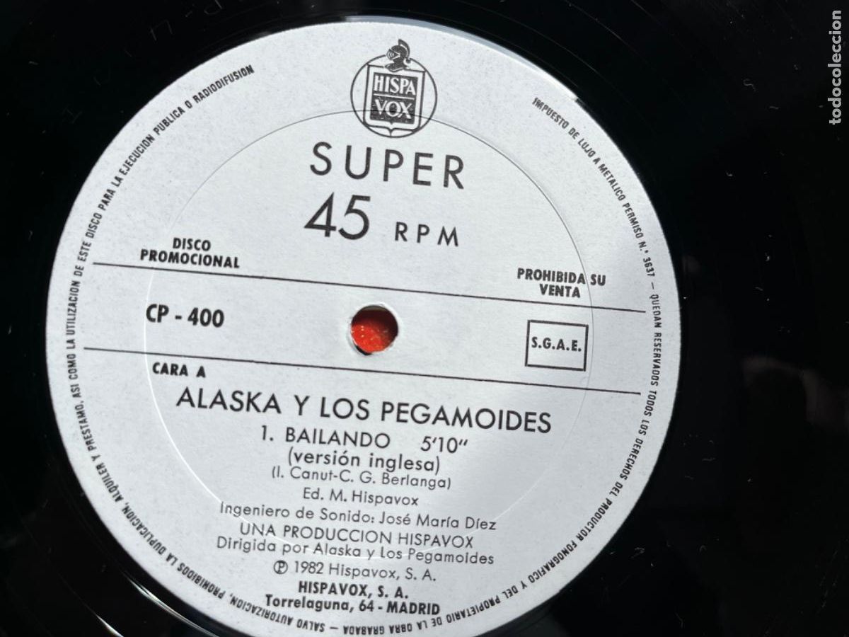 Discos de vinilo: ALASKA Y LOS PEGAMOIDES. Bailando. (vinilo maxi 1982) - Foto 3