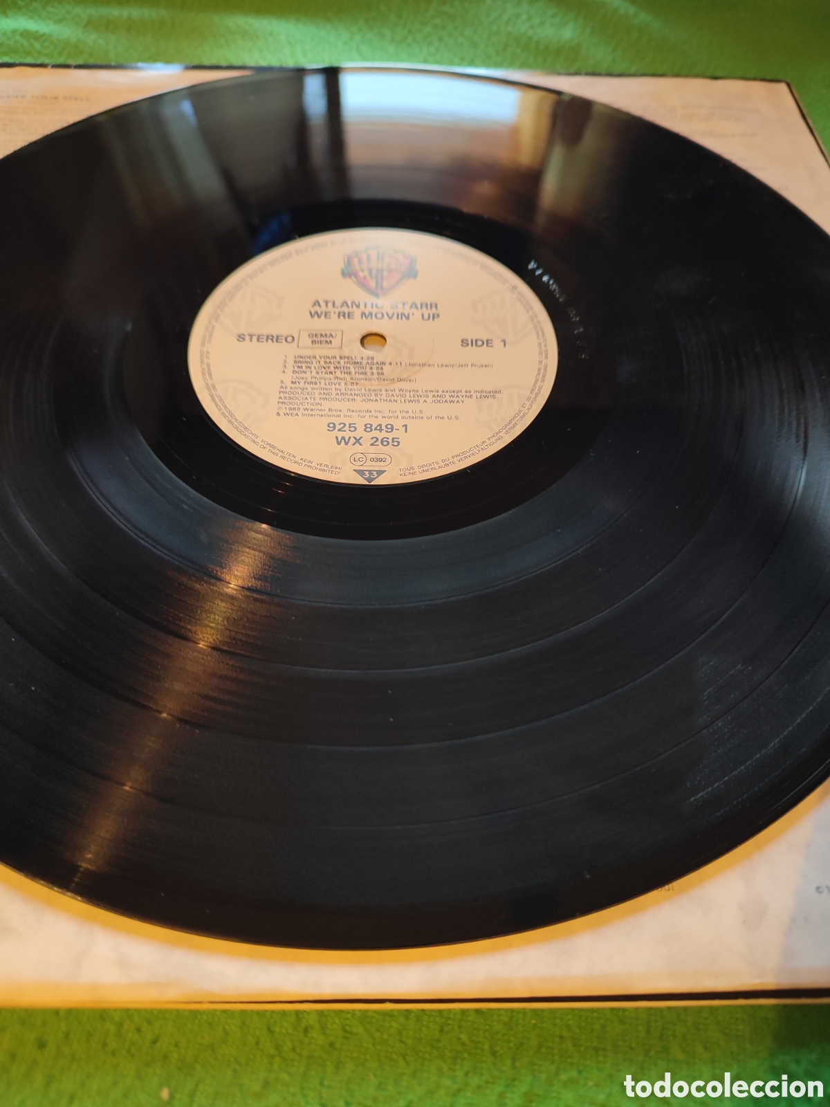 Discos de vinilo: Atlantic Starr - Were movin Up Vinilo - Foto 3