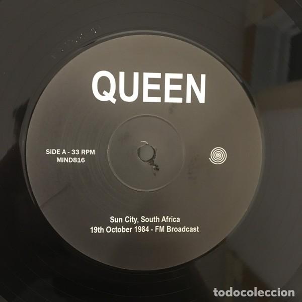 Discos de vinilo: Queen - &rdquo;Tear it Up Sun City&rdquo; LP. - Foto 3