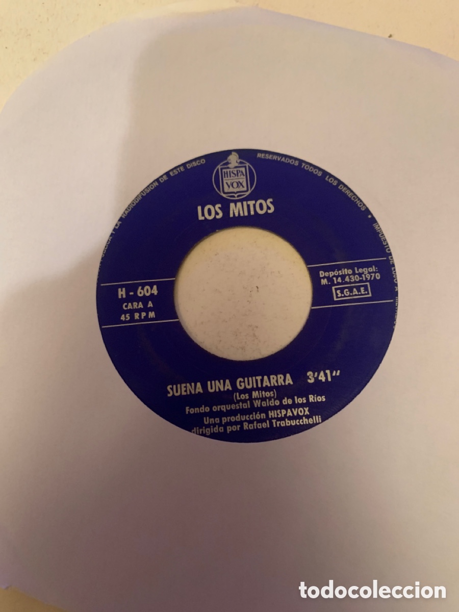 Discos de vinilo: Los mitos suena una guitarra - Foto 1