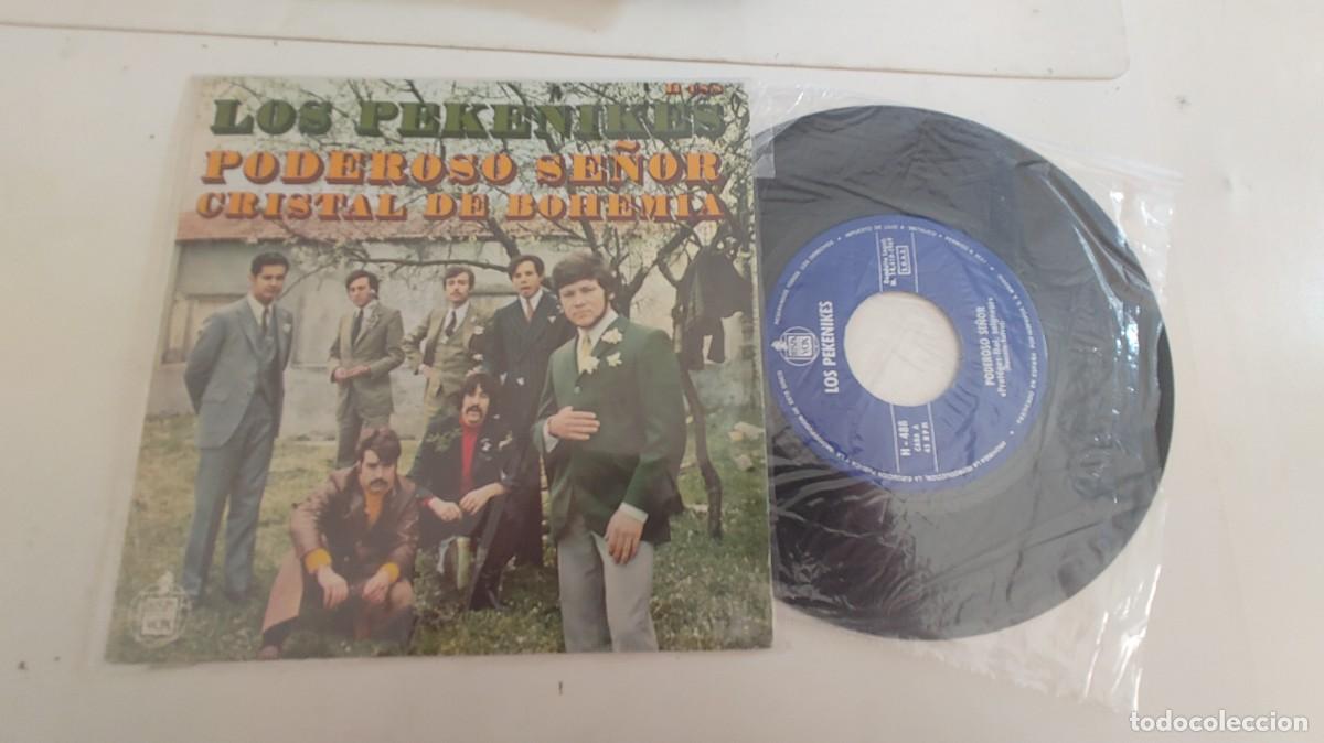 Discos de vinilo: LOS PEKENIKES-SINGLE PODEROSO SE&Ntilde;OR - Foto 1