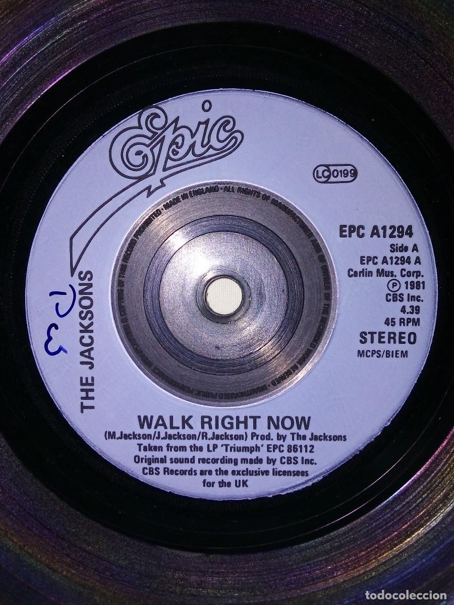 Discos de vinilo: JACKSONS - WALK RIGHT NOW - SINGLE UK 1981 - Foto 1