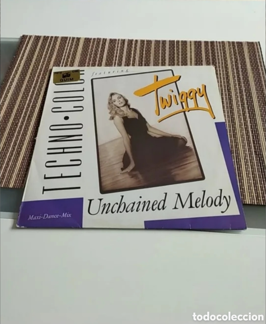 Discos de vinilo: Maxi single Techno Color feat. Twiggy. Unchained melody - Foto 1