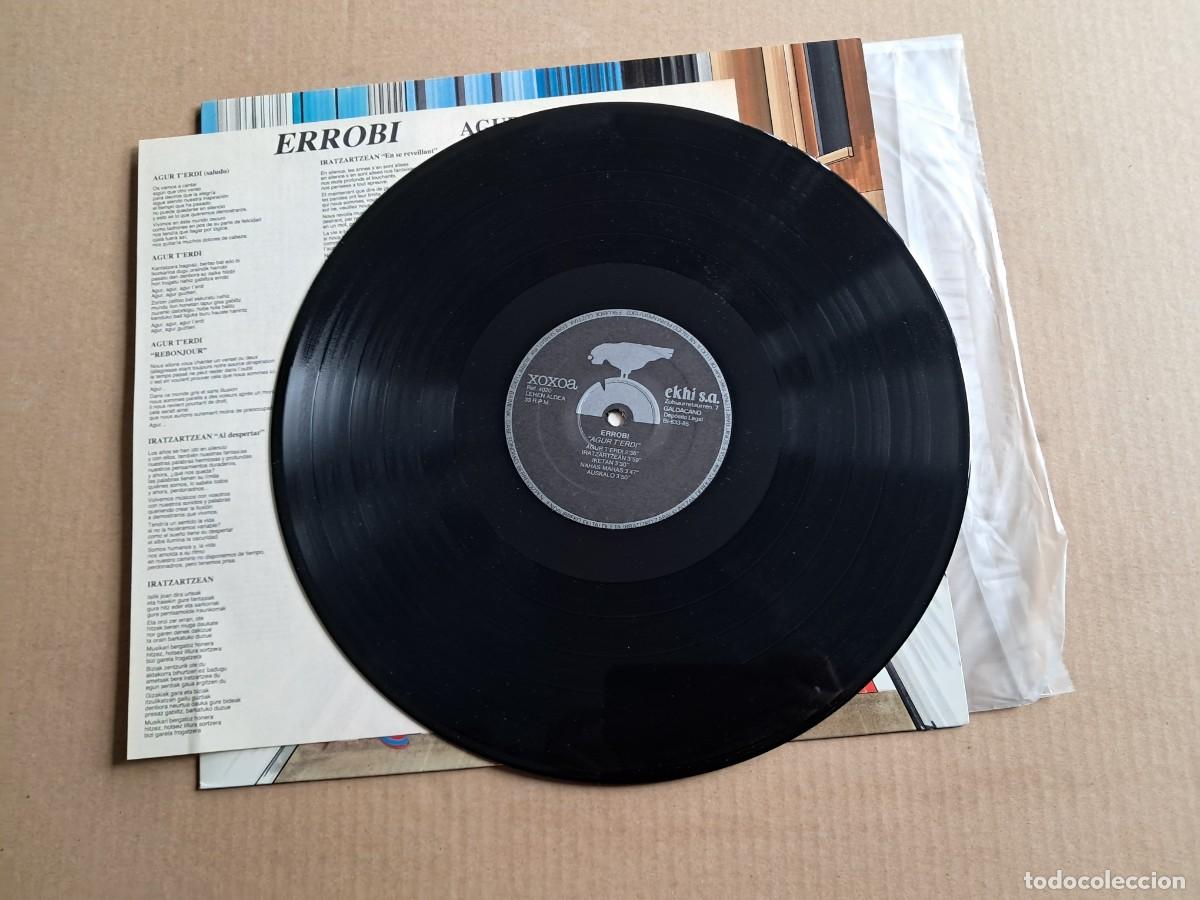 Discos de vinilo: ERROBI - AGUR T&acute;ERDI LP 1985 - Foto 3