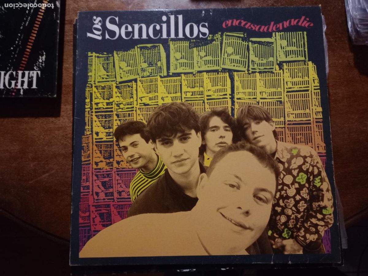 Discos de vinilo: Los Sencillos - en casa de nadie - Foto 1