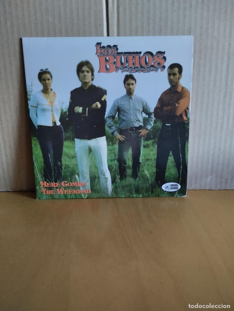 Discos de vinilo: LOS BUHOS ---- HERE COMES THE WEEKEND +3 - Foto 1