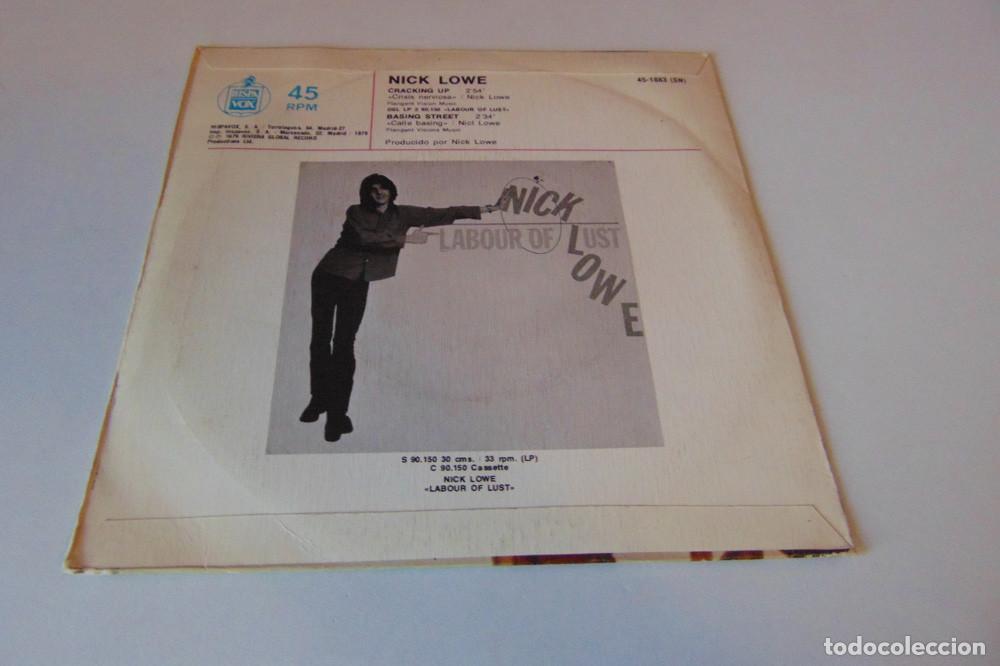 Discos de vinilo: NICK LOWE &ndash; Cracking Up - SINGLE EDICION ESPA&Ntilde;OLA 1979 - Foto 2