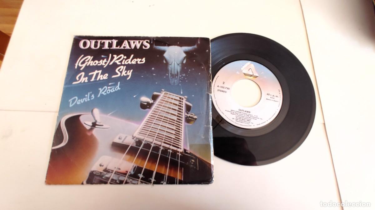 Discos de vinilo: OUTLAWS-SINGLE RIDERS IN THE SKY - Foto 1