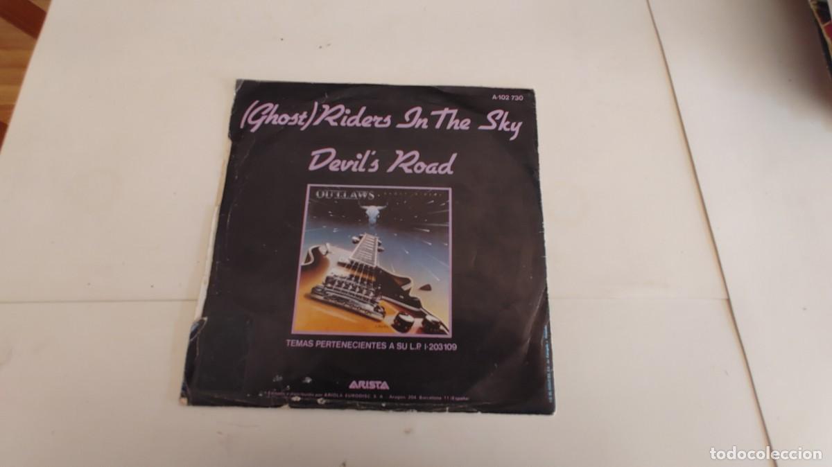 Discos de vinilo: OUTLAWS-SINGLE RIDERS IN THE SKY - Foto 2