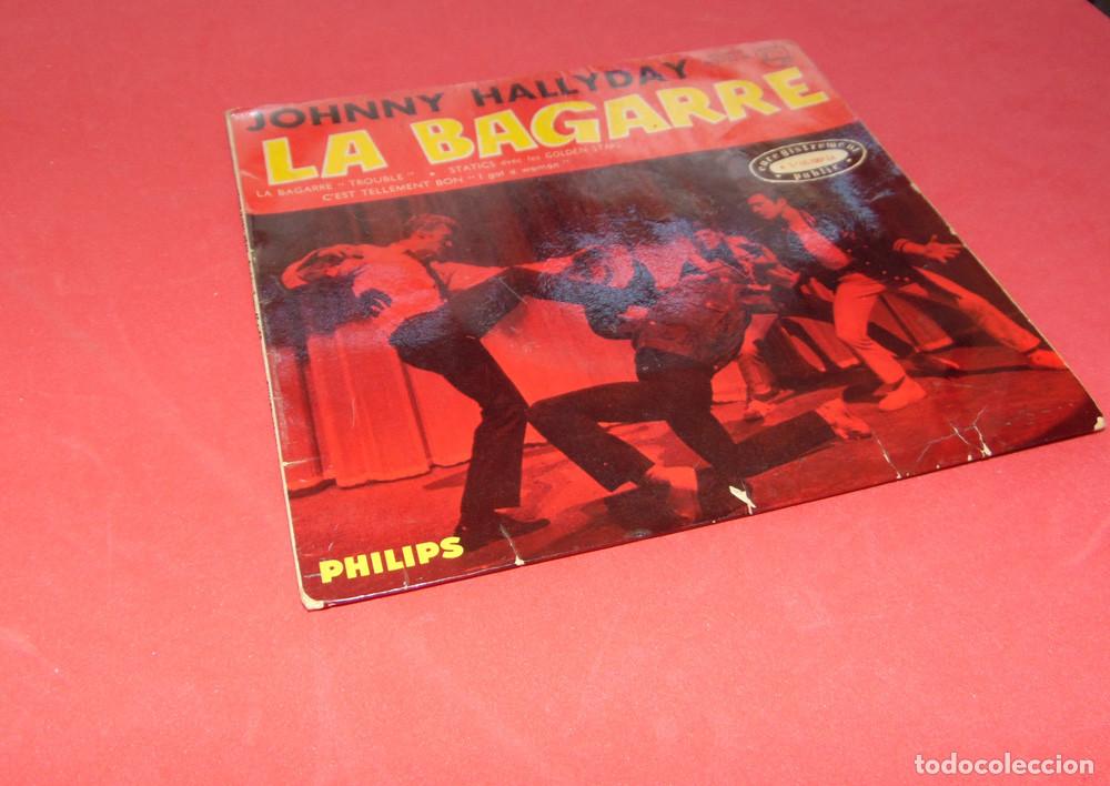 Discos de vinilo: Johnny Hallyday &ndash; La Bagarre -SINGLE FRANCES - Foto 3