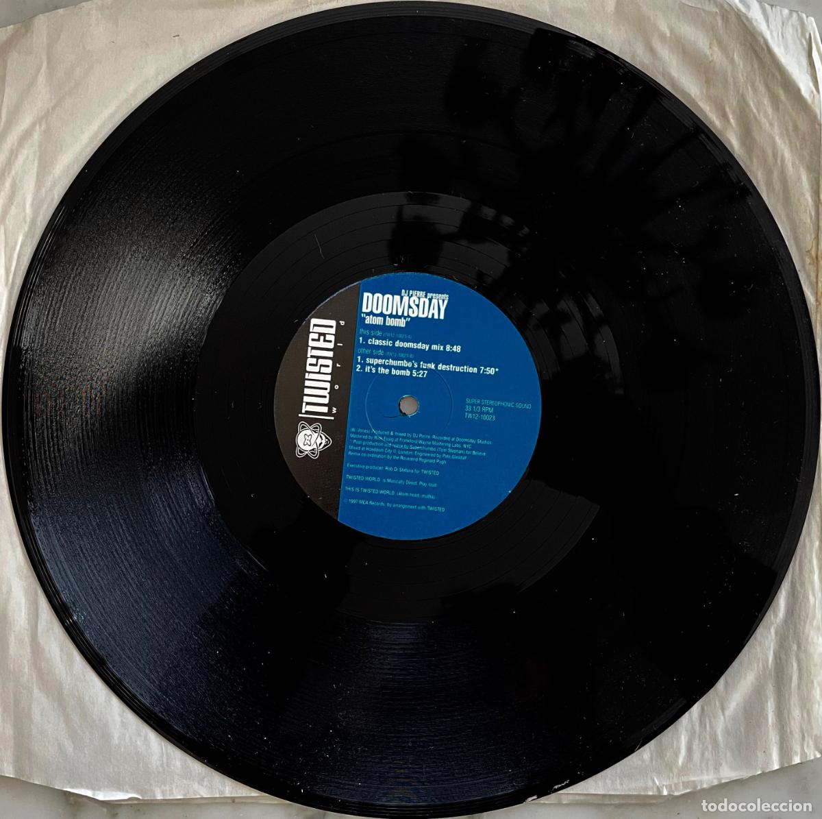 Discos de vinilo: DOOMSDAY. ATOM BOMB. MAXI SINGLE 1997 3TEMAS - Foto 1