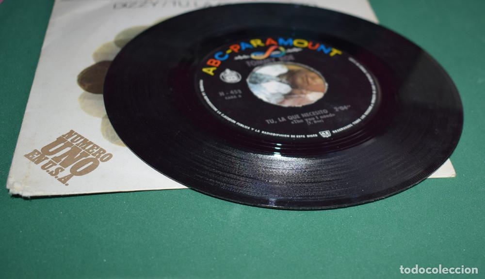 Discos de vinilo: Tommy Roe &ndash; Dizzy - SINGLE 1969 - Foto 3