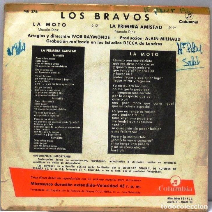 Discos de vinilo: LOS BRAVOS - LA MOTO - SINGLE - Foto 2