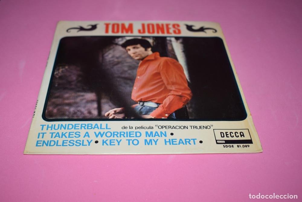 Discos de vinilo: Tom Jones &lrm;&ndash; Thunderball + 3 - EP 1965 - Foto 1