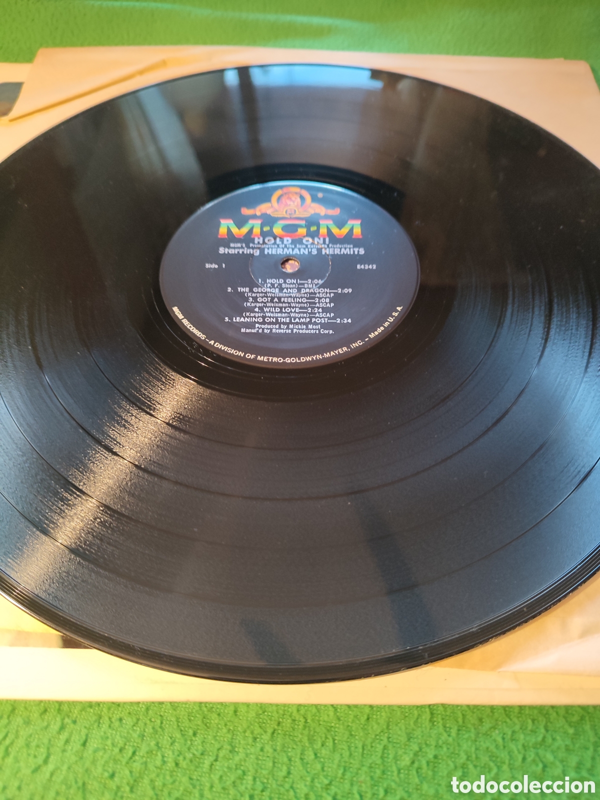 Discos de vinilo: Hermans Hermits - Hold on vinilo Lp - Foto 3