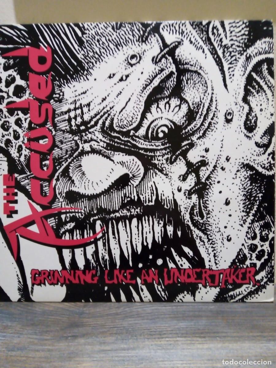 Discos de vinilo: The Accused, Grinning like and Undertaker 1990. - Foto 1