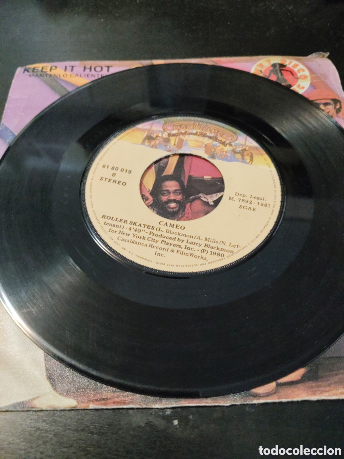 Discos de vinilo: Cameo&nbsp;&ndash;&nbsp;Keep It Hot Vinilo 7&rdquo; 1981 Espa&ntilde;a - Foto 4