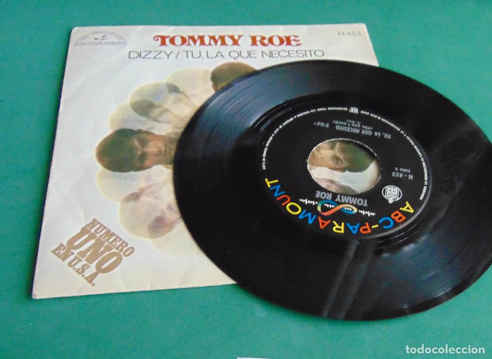 Discos de vinilo: TOMMY ROE - DIZZY / T&Uacute;, LA QUE NECESITO - SINGLE - HISPAVOX, 1969 - Foto 6