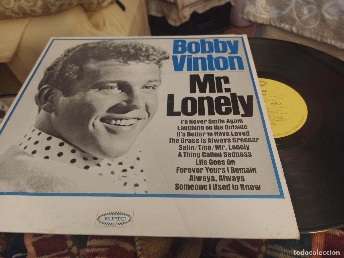 Discos de vinilo: Bobby Vinton lp Mr. Lonely Epic USA - Foto 1