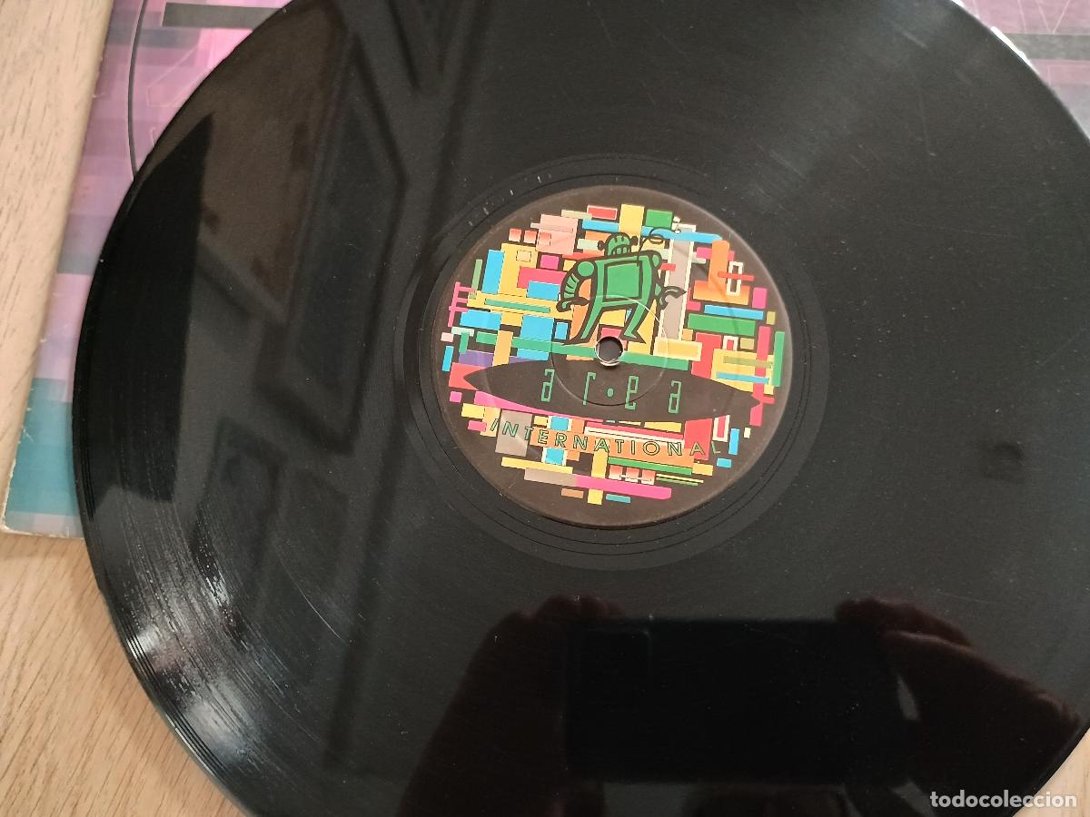 Discos de vinilo: Mortis Mix &ndash; Cabaret Twins Techno 1993 - Foto 3