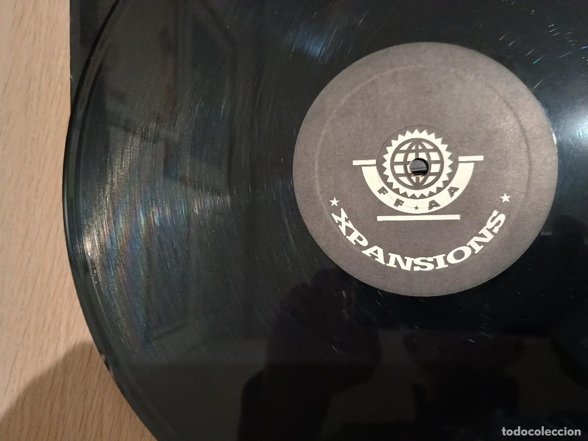 Discos de vinilo: F.F.A.A. &ndash; Xpansions (Remixes) Spain 1991 Techno - Foto 3