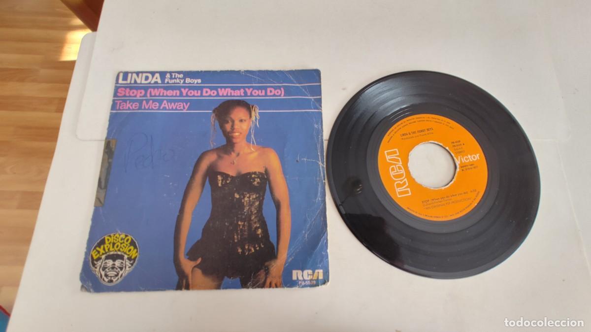 Discos de vinilo: LINDA & THE FUNKY BOYS-SINGLE STOP - Foto 1
