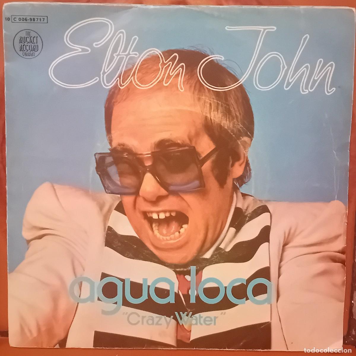 Discos de vinilo: SINGLE. ELTON JOHN. CRAZY WATER/CHAMELEON. 1977. - Foto 1