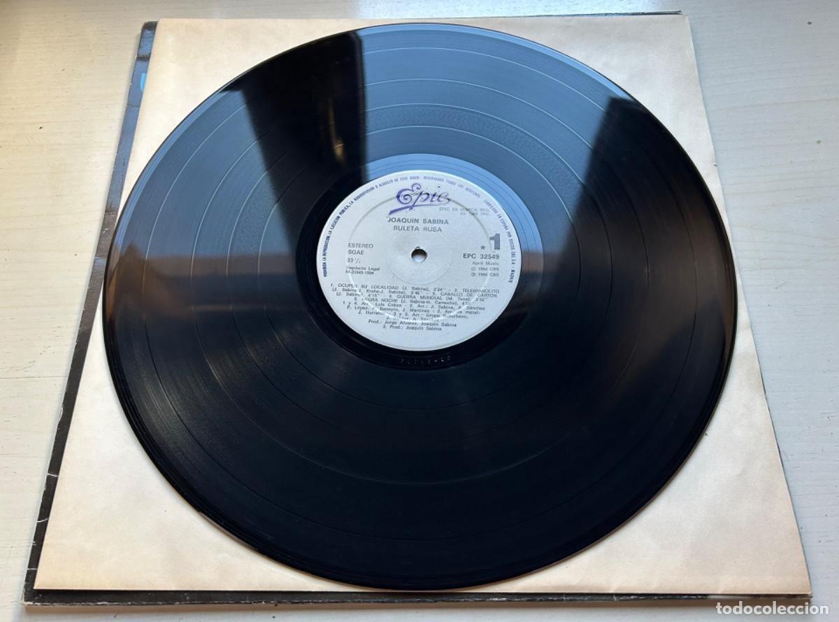 Discos de vinilo: Joaqu&iacute;n Sabina - Ruleta Rusa - LP - Foto 4