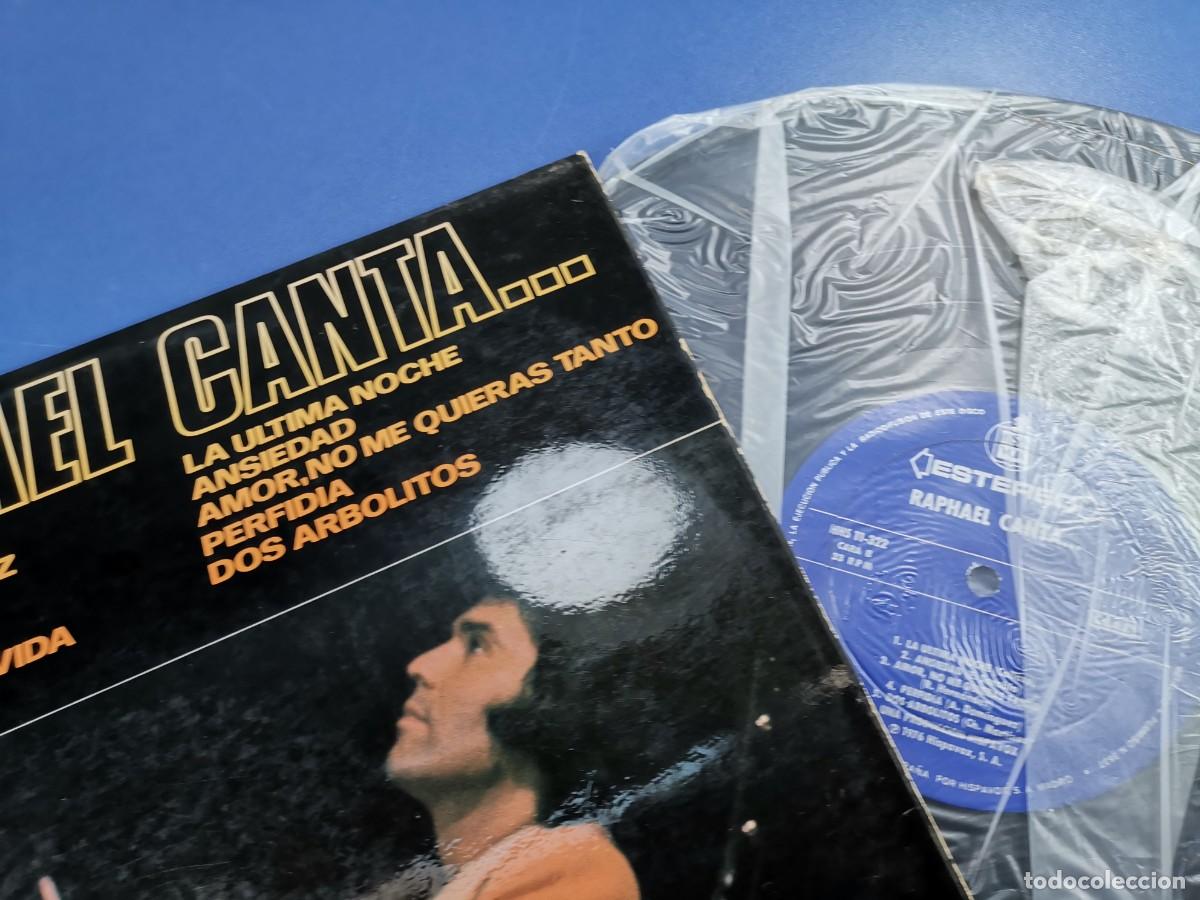 Discos de vinilo: RAPHAEL CANTA - LP - 1976 - CABARETERA Y 10 MAS - Foto 6