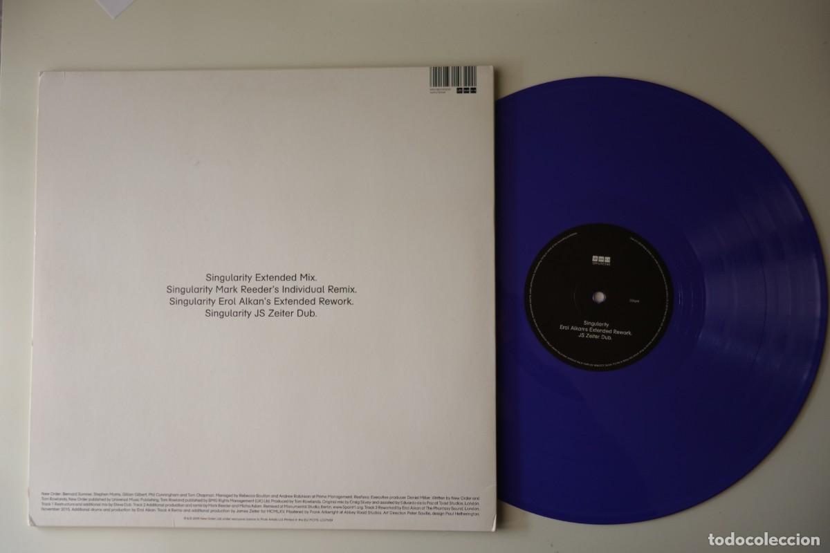 Discos de vinilo: NEW ORDER: Singularity. ED. LIMITADA MAXISINGLE 12&rdquo; VINILO MORADO. - Foto 2