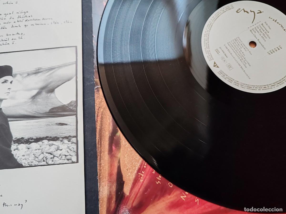Discos de vinilo: Vinilo &rdquo;Watermark&rdquo; - Enya, Edici&oacute;n Original con Insertos - Foto 4