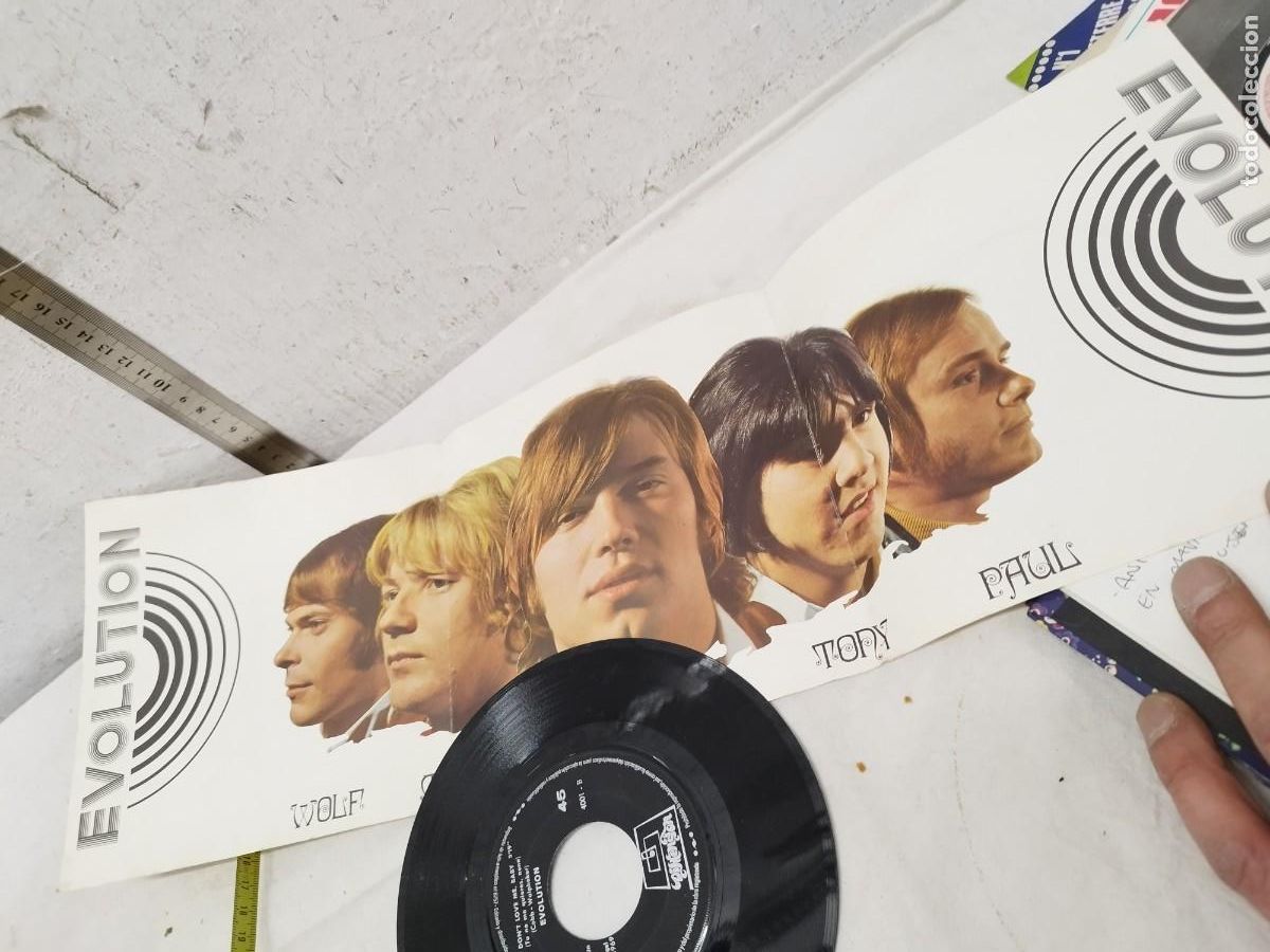 Discos de vinilo: Evolution &ndash; Fresh Garbage / You Dont Love Me Baby. Vinilo single. - Foto 2