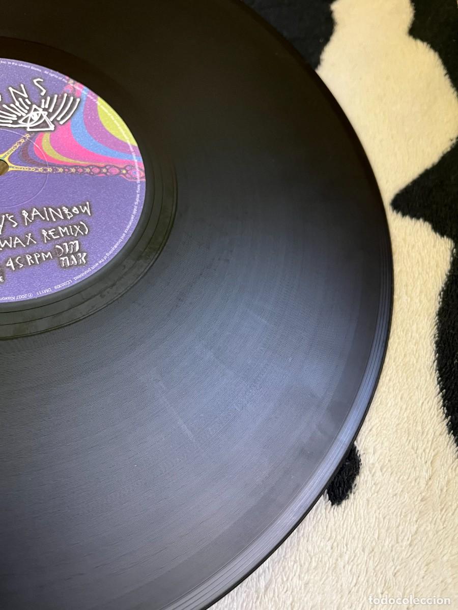 Discos de vinilo: Klaxons Gravitys Rainbow (Soulwax Remix) - Foto 3