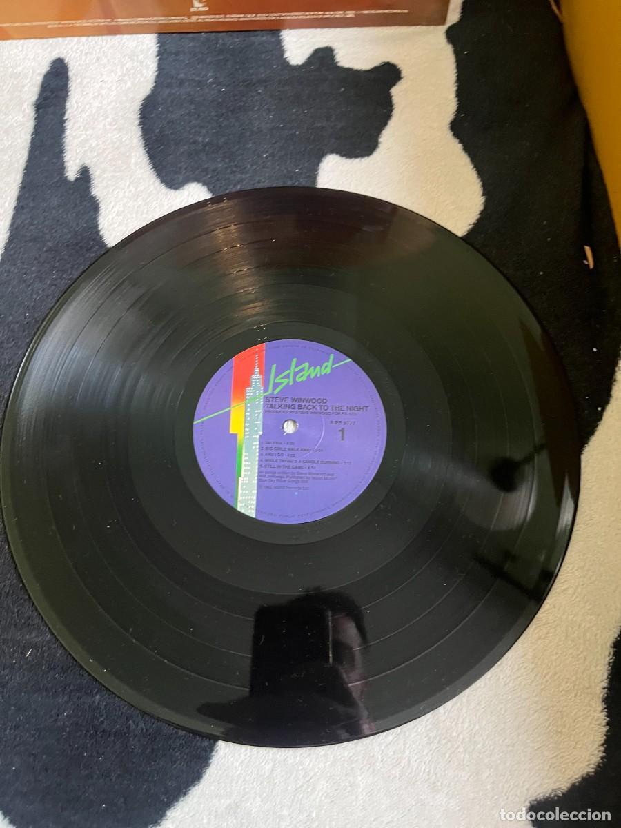 Discos de vinilo: Steve Winwood Talking Back To The Night - Foto 4