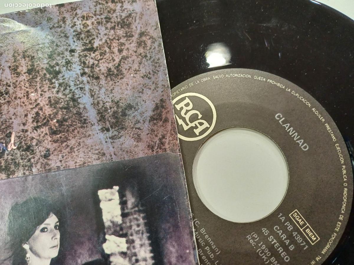 Discos de vinilo: CLANNAD/IN FORTUNES HAND/SINGLE. - Foto 2