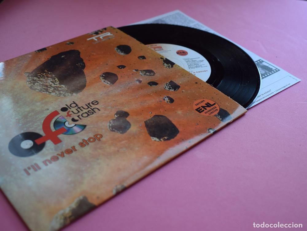 Discos de vinilo: OLD FUTURE CRASH - SINGLE EDICION LIMITADA - E.L.O. - VINILO NEGRO - Foto 3