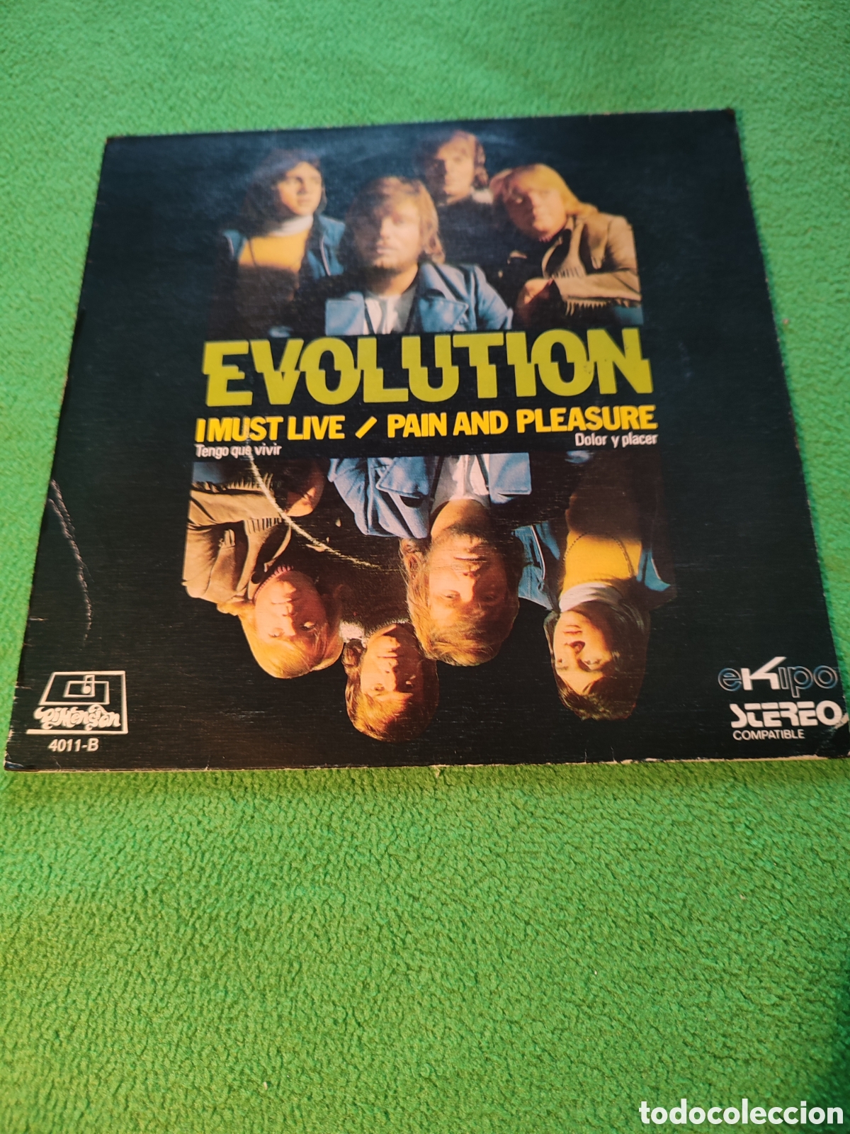 Discos de vinilo: Evolution - I must Live - Pain and pleasure - Foto 1