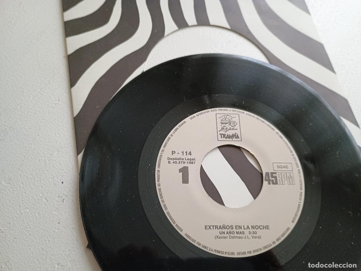 Discos de vinilo: EXTRA&Ntilde;OS EN LA NOCHE/UN A&Ntilde;O MAS 1987 - Foto 3