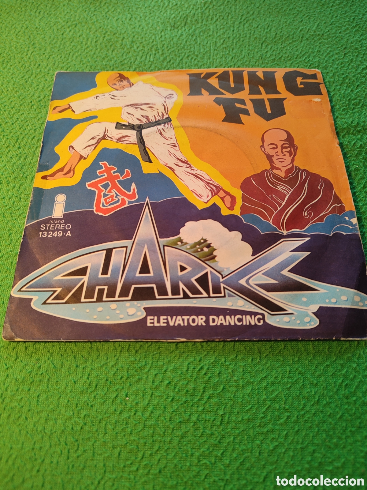 Discos de vinilo: Sharks - Kung Fu/ Elevator Dancing - Foto 1